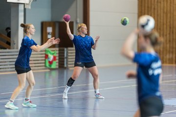 Bild 88 - F HSG Kremperheide/Muensterdorf - HSG Holstein Kiel/Kronshagen : Ergebnis: 31:26